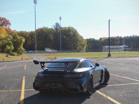 Used 2021 Mercedes-Benz AMG GT Black Series image 22