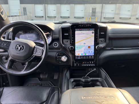 Used 2023 RAM 1500 Limited AWD/4WD image 10