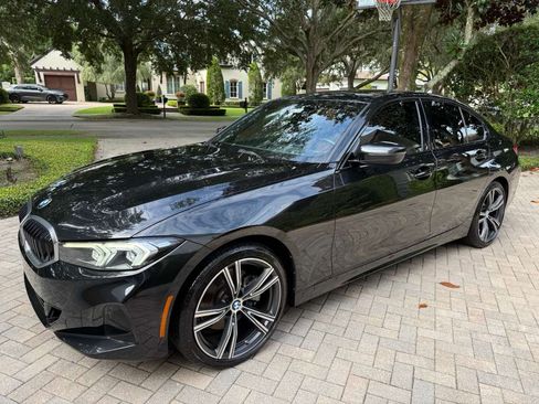 Used 2023 BMW 330i Sedan w/ Premium Package RWD image 2