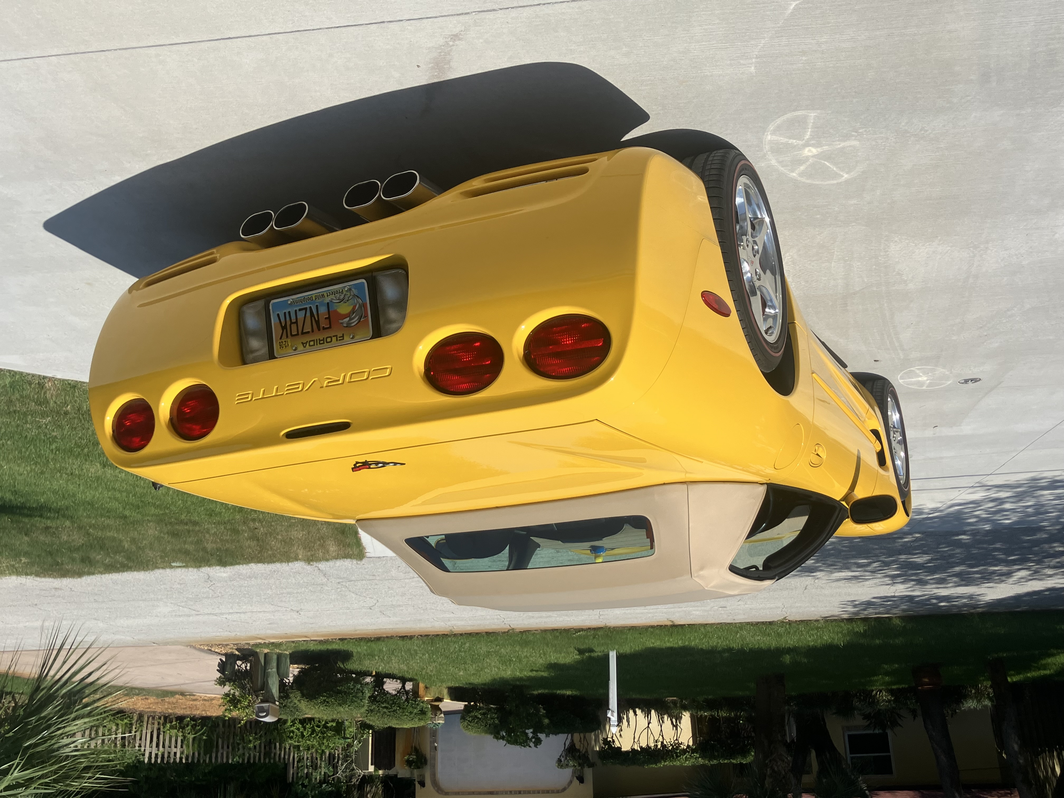 Used 2001 Chevrolet Corvette Convertible w/ Preferred Equipment Group2 RWD image 11