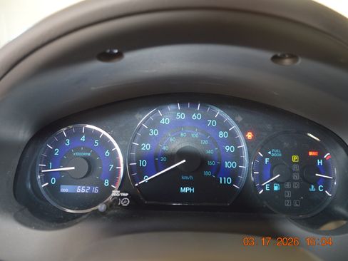 Used 2009 Toyota Sienna XLE Limited image 8