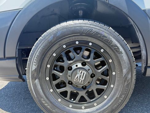 Used 2019 Ford Transit 350 XLT RWD image 11
