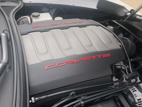 Used 2017 Chevrolet Corvette Grand Sport image 9