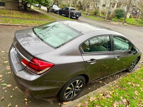 Used 2014 Honda Civic EX image 9