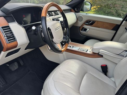 Used 2018 Land Rover Range Rover Long Wheelbase Supercharged image 8