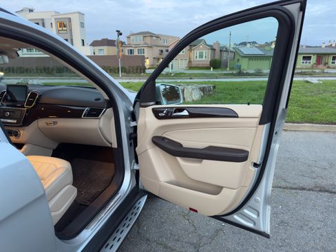 Used 2016 Mercedes-Benz GLE 300d 4MATIC image 11