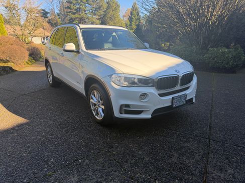 Used 2014 BMW X5 xDrive35i image 16