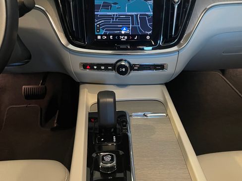 Used 2024 Volvo S60 B5 Plus w/ Climate Package image 17