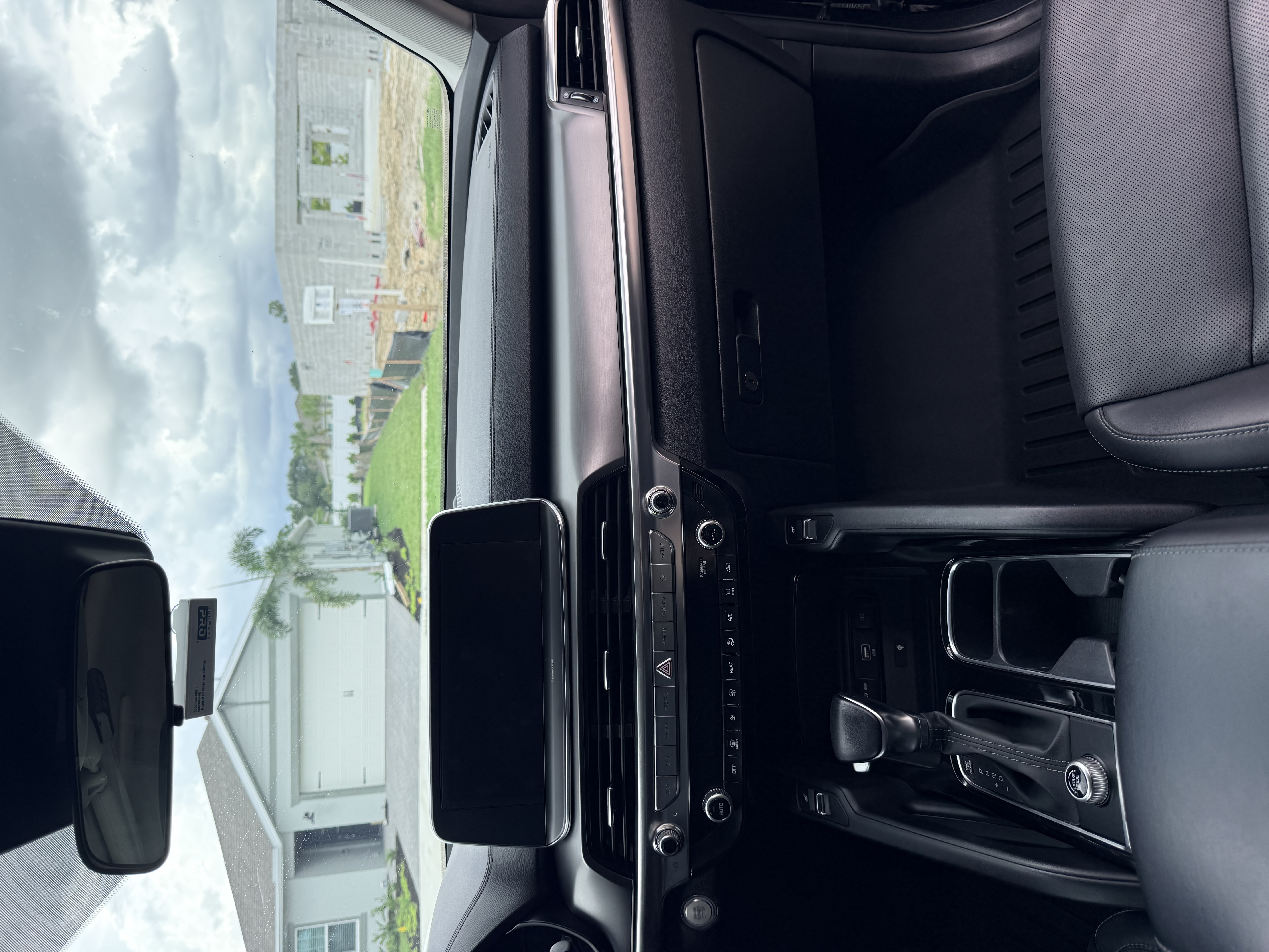 Used 2022 Kia Telluride S FWD image 11