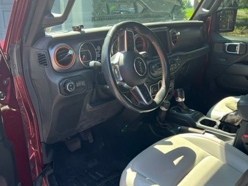 Used 2021 Jeep Gladiator Mojave AWD/4WD image 6