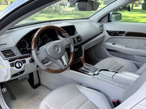 Used 2013 Mercedes-Benz E 350 Cabriolet image 11