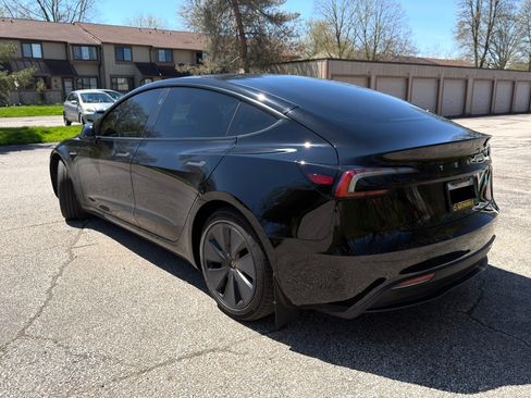 Used 2025 Tesla Model 3 Long Range image 11