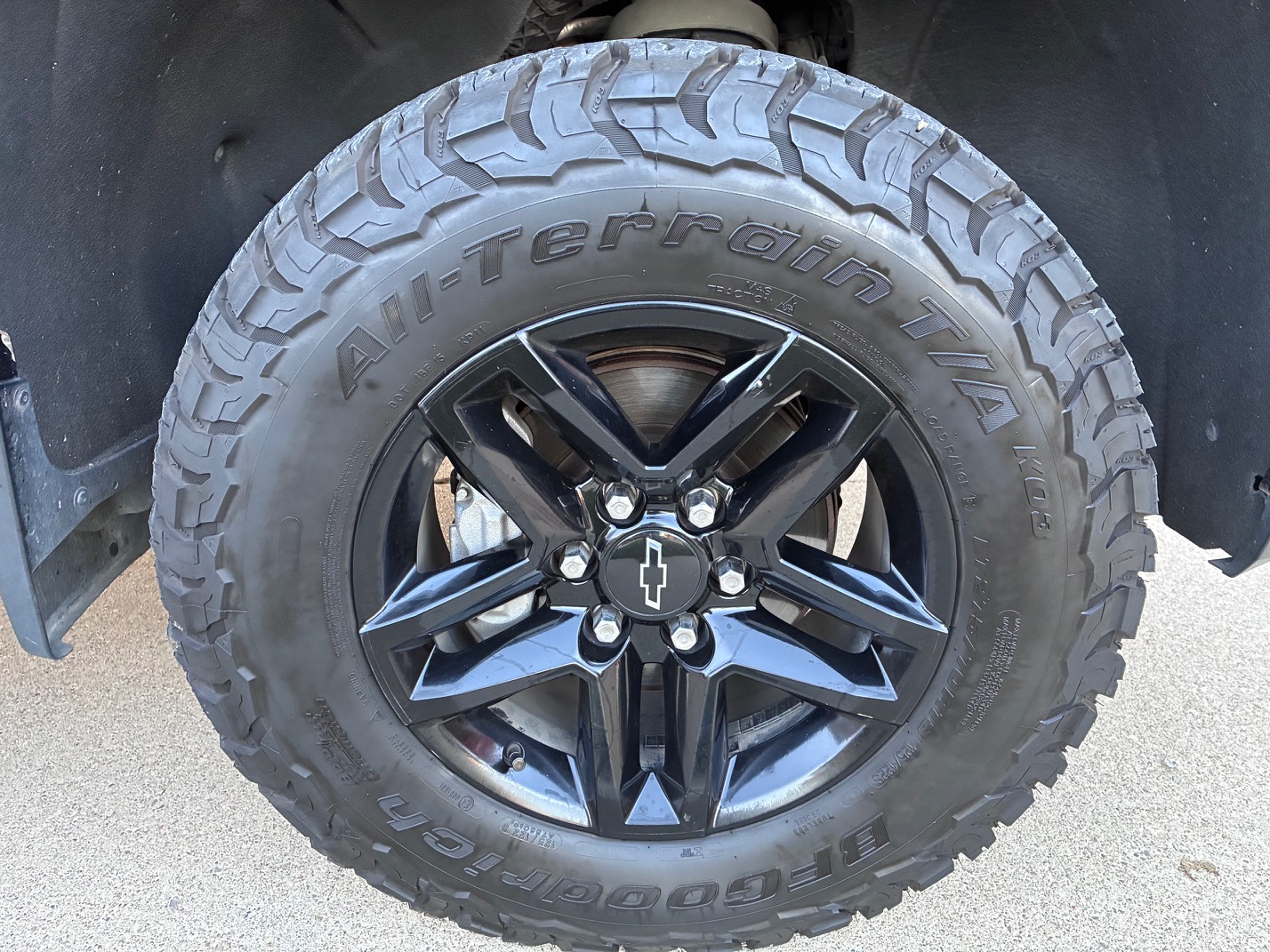 Used 2020 Chevrolet Silverado 1500 LT Trail Boss AWD/4WD image 17