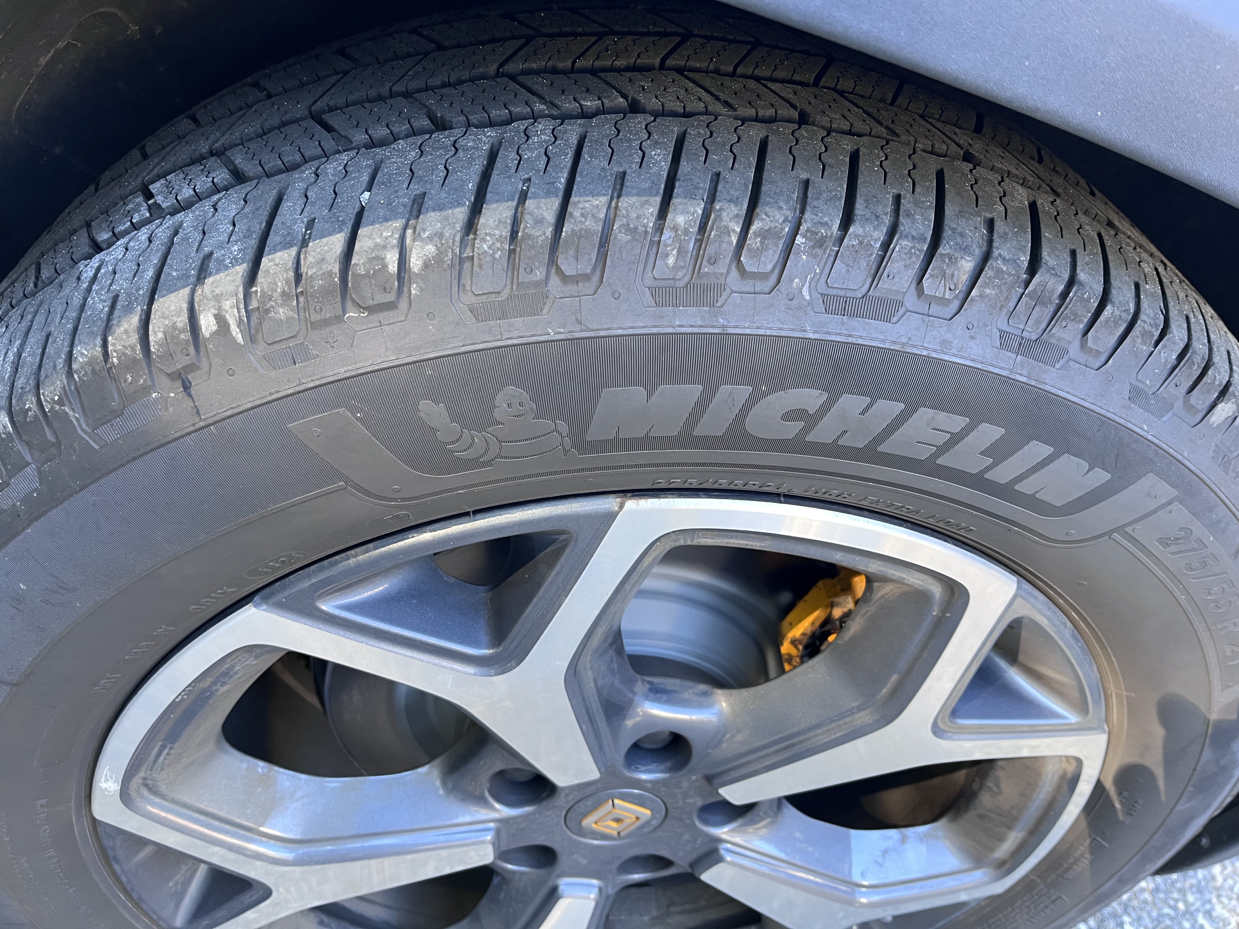 Used 2022 Rivian R1T Adventure AWD/4WD image 11