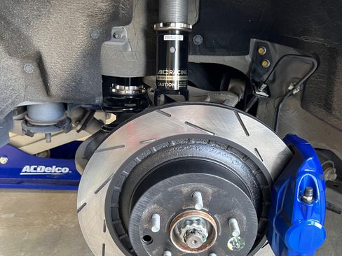 Used 2015 Nissan 370Z Touring image 13