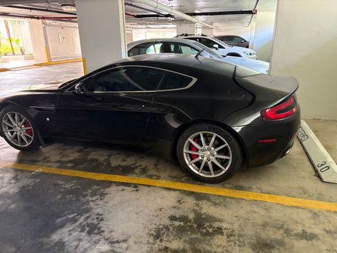 Used 2007 Aston Martin V8 Vantage Coupe RWD image 2