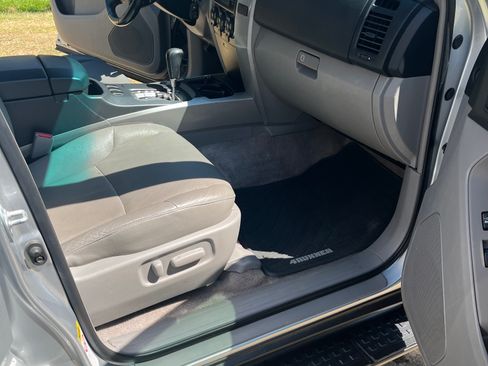 Used 2006 Toyota 4Runner Sport image 12