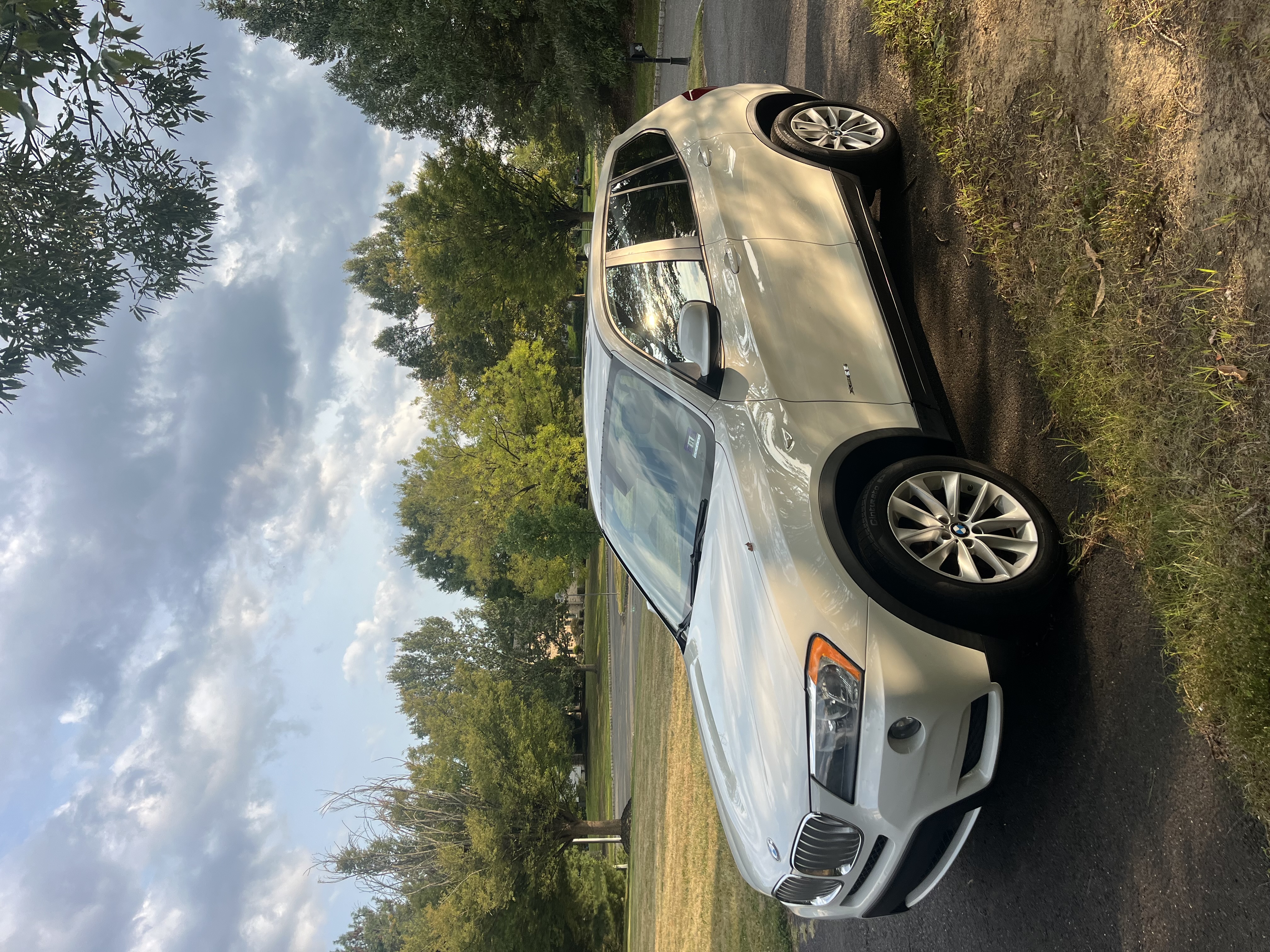 Used 2014 BMW X3 xDrive28i w/ Premium Package AWD/4WD image 1