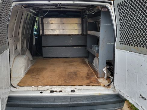 Used 2000 Chevrolet Astro image 13