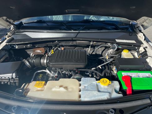 Used 2007 Dodge Nitro SXT image 12