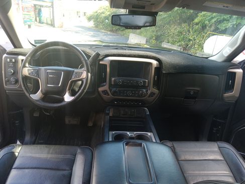 Used 2015 GMC Sierra 1500 Denali w/ Driver Alert Package image 10