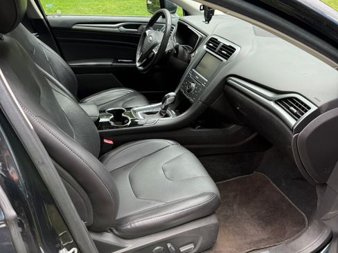 Used 2014 Ford Fusion Titanium FWD image 6