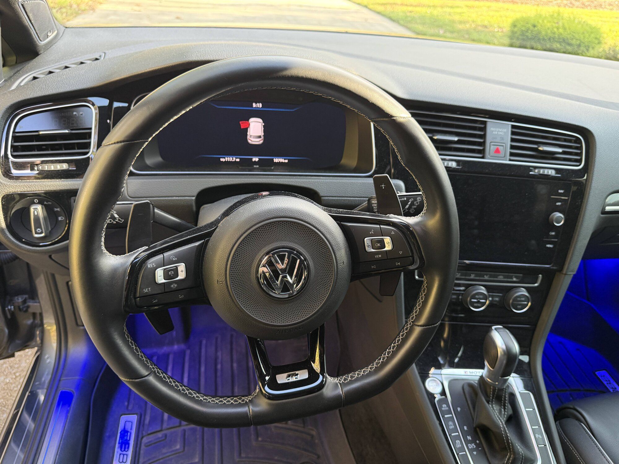 Used 2019 Volkswagen Golf 4-Door AWD/4WD image 8