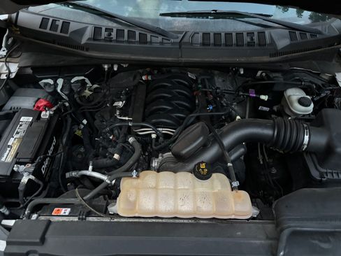 Used 2018 Ford F150 XLT AWD/4WD image 26