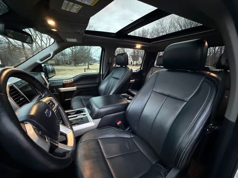 Used 2020 Ford F150 Lariat w/ Equipment Group 502A Luxury image 9