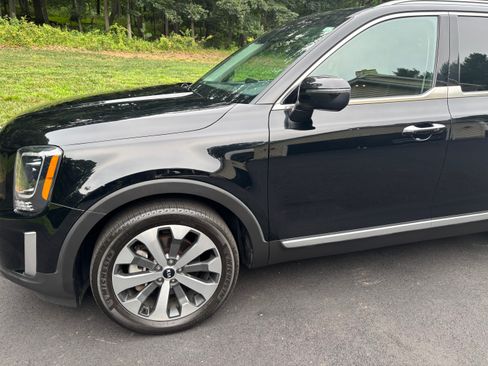 Used 2020 Kia Telluride S AWD/4WD image 4