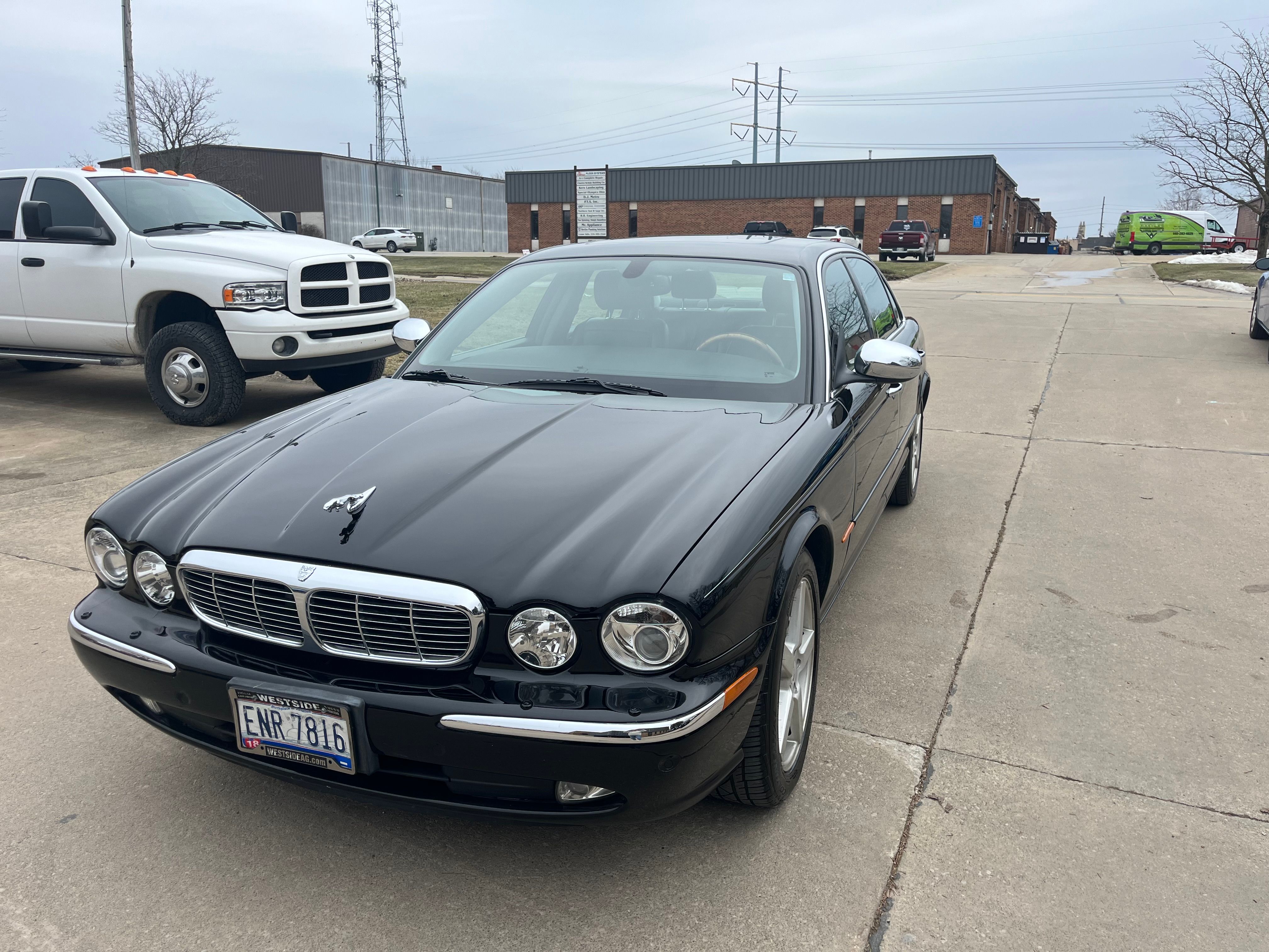 Used 2005 Jaguar XJ Vanden Plas RWD image 4