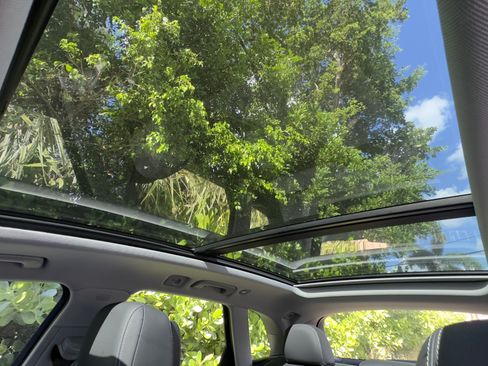 Used 2022 Audi Q5 2.0T Premium Plus w/ Premium Plus Package image 9