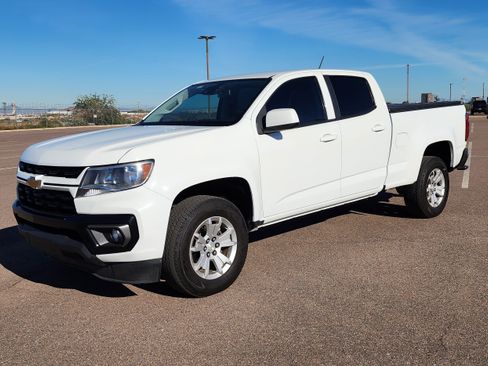 Used 2021 Chevrolet Colorado LT w/ Safety Package image 1