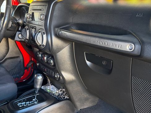 Used 2015 Jeep Wrangler Sport w/ Quick Order Package 24S image 4