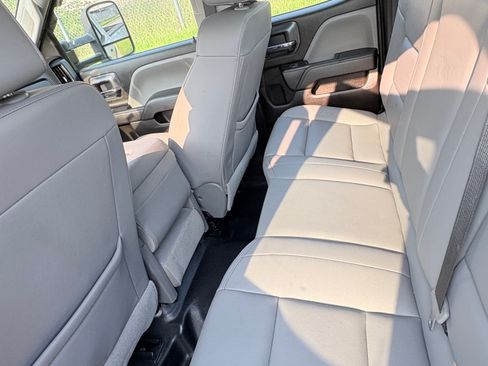 Used 2019 Chevrolet Silverado 2500 W/T AWD/4WD image 14