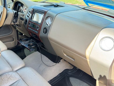 Used 2008 Ford F150 Lariat image 12