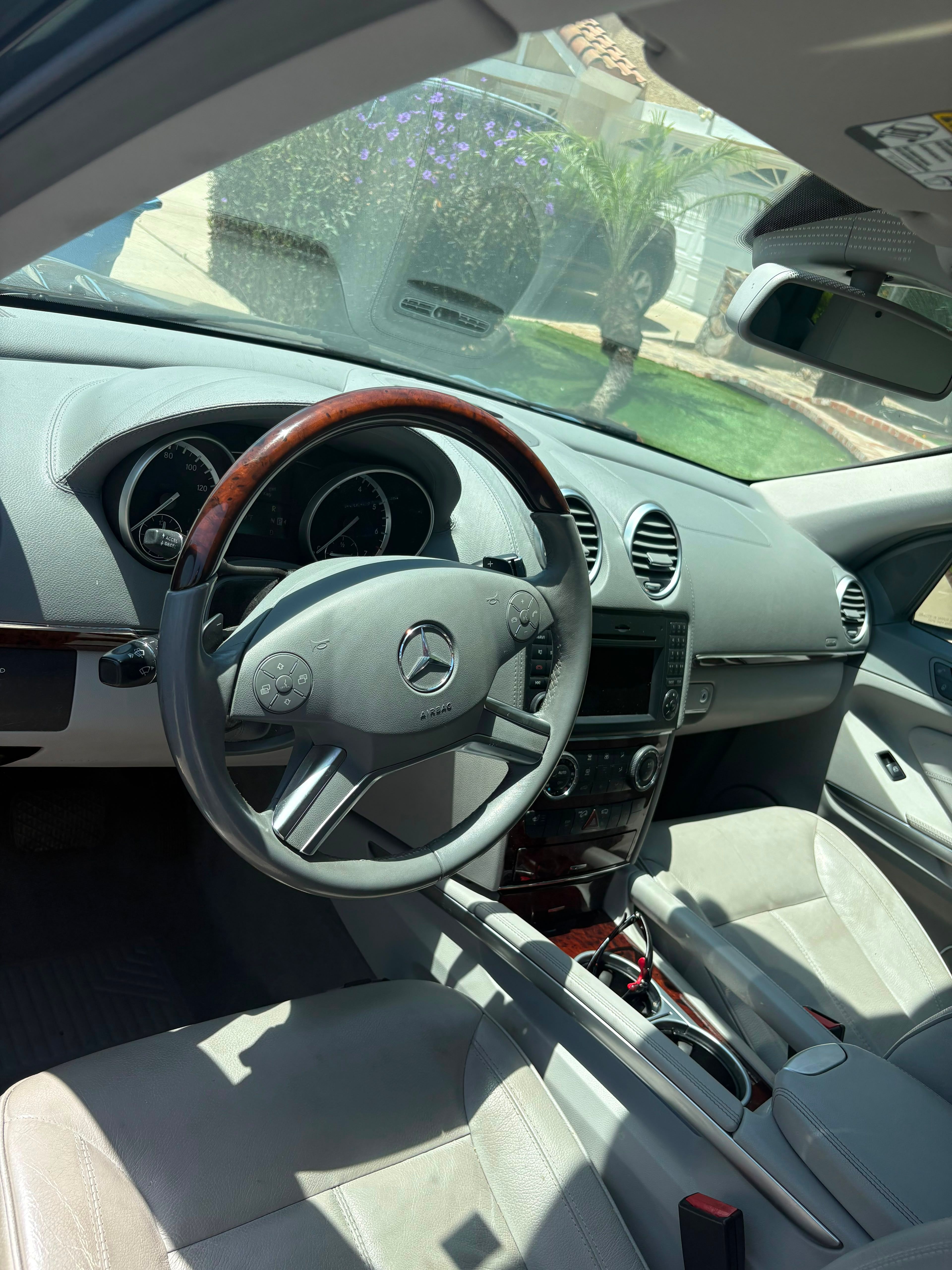 Used 2010 Mercedes-Benz GL 450 4MATIC image 6