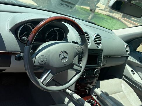 Used 2010 Mercedes-Benz GL 450 4MATIC image 6