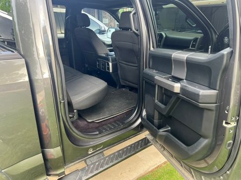 Used 2016 Ford F150 XLT w/ Equipment Group 302A Luxury image 19