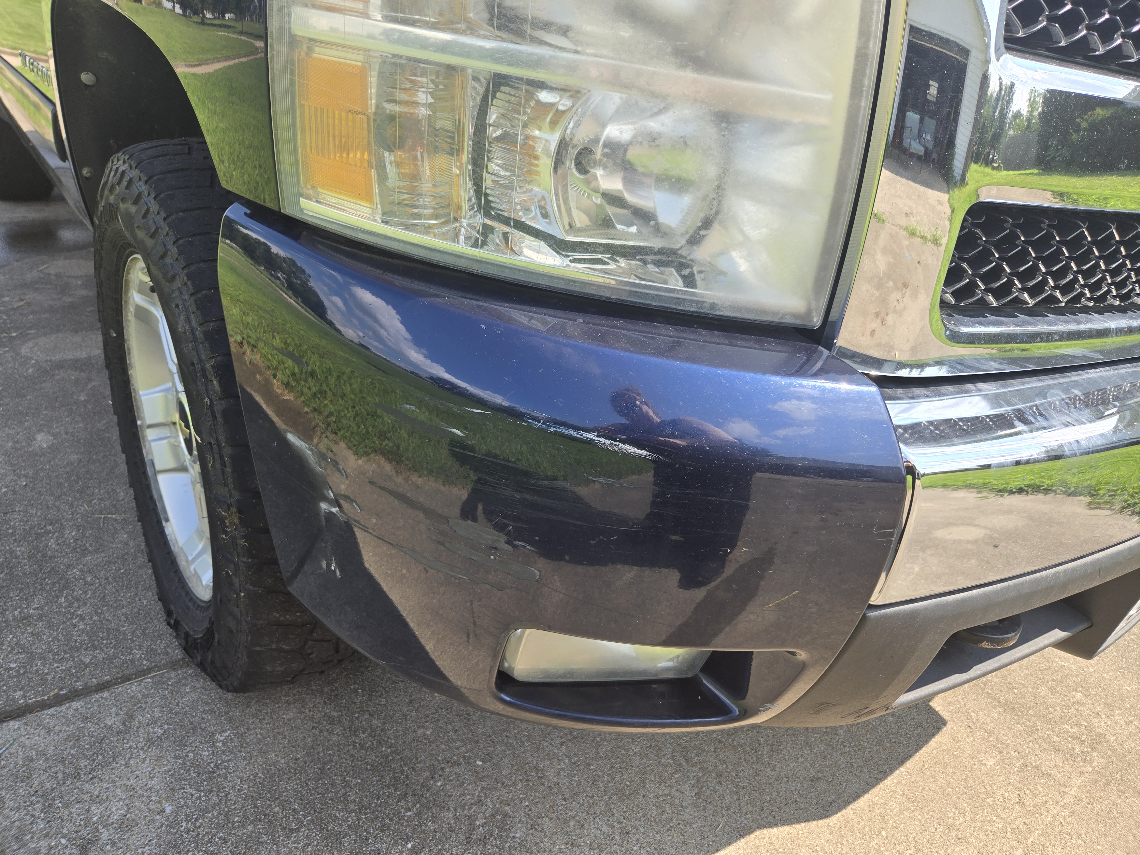 Used 2010 Chevrolet Silverado 1500 LT w/ Power Pack Plus AWD/4WD image 13