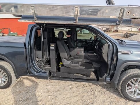 Used 2020 GMC Sierra 1500 SLT w/ SLT Premium Plus Package image 13