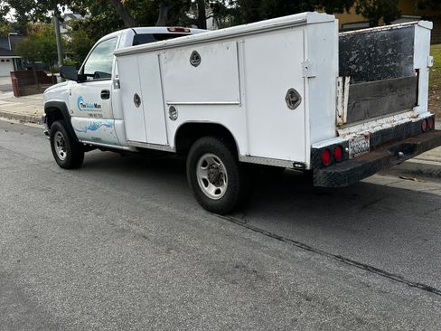 Used 2004 Chevrolet Silverado 2500 W/T RWD image 5
