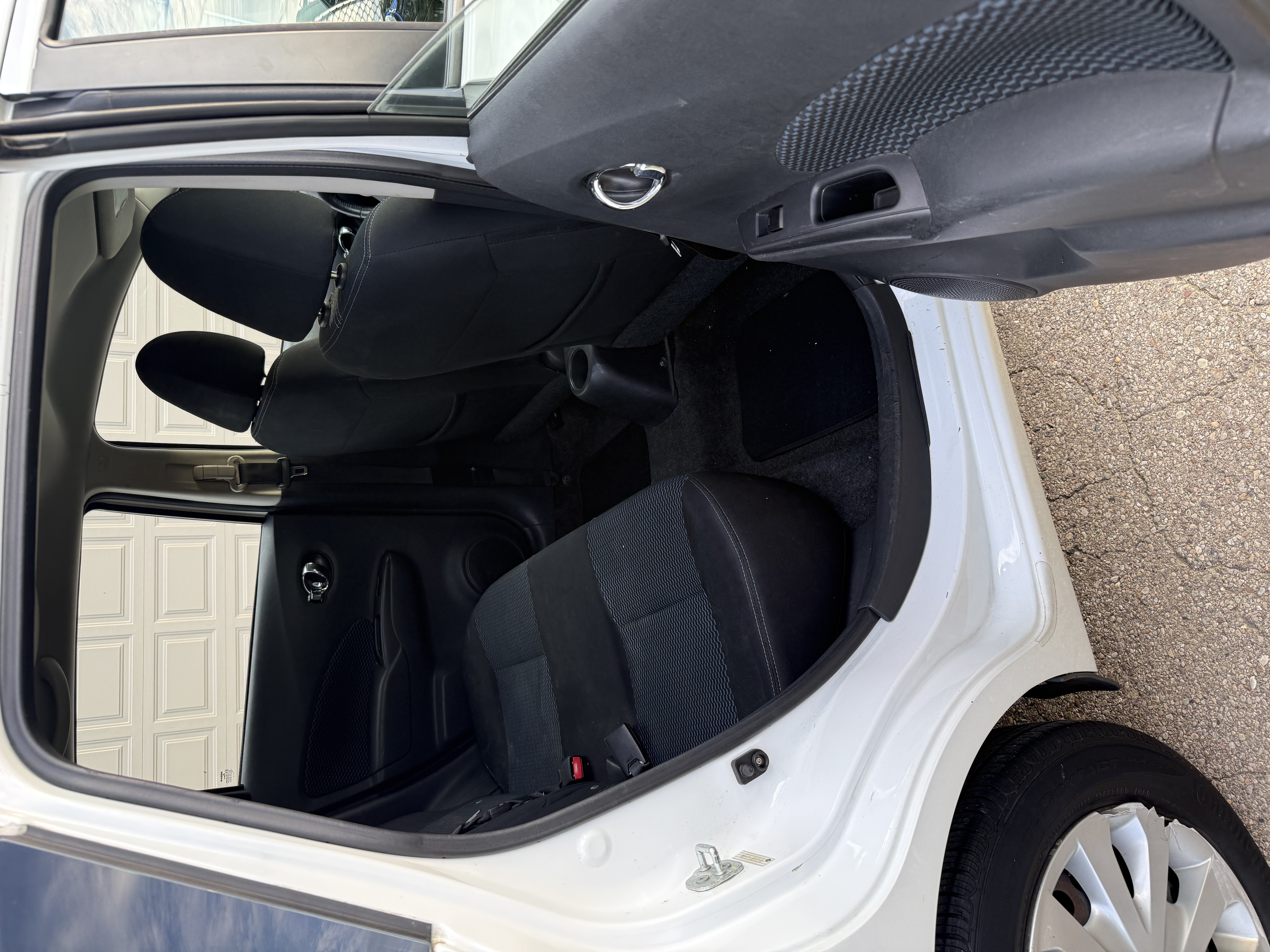 Used 2015 Nissan Versa Note SV FWD image 10