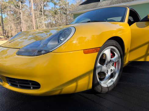 Used 2001 Porsche Boxster S image 12