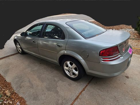 Used 2006 Dodge Stratus SXT image 5