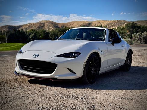 Used 2022 MAZDA MX-5 Miata Club RWD image 1
