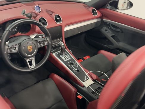 Used 2022 Porsche 718 Boxster Spyder image 6