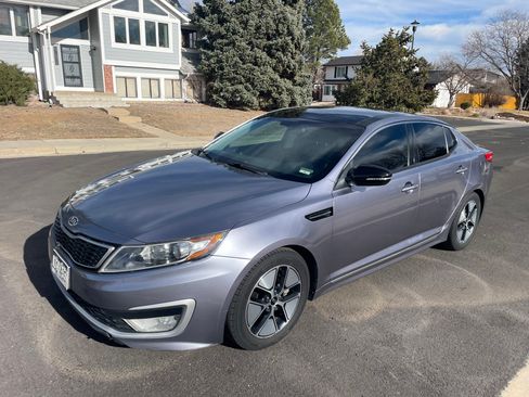 Used 2011 Kia Optima EX w/ Hybrid Premium Technology Pkg image 12