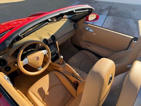 Used 2009 Porsche Boxster image 2