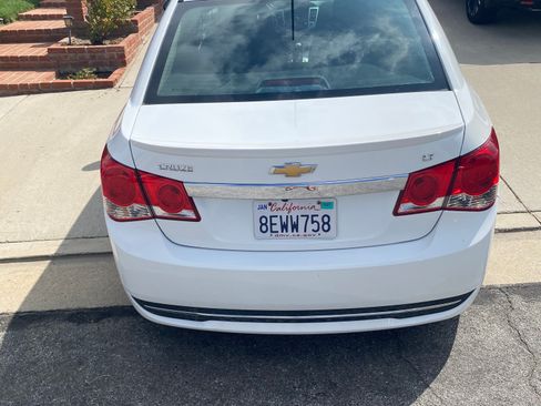 Used 2016 Chevrolet Cruze LT w/ RS Package FWD image 6